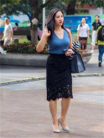 厕所少年讲的是啥