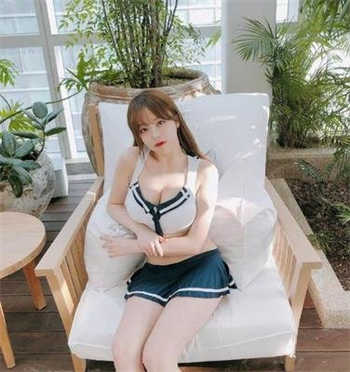 利炉映画美图