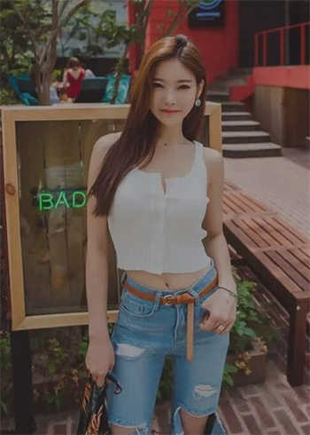 我去张阿姨家修电脑小说
