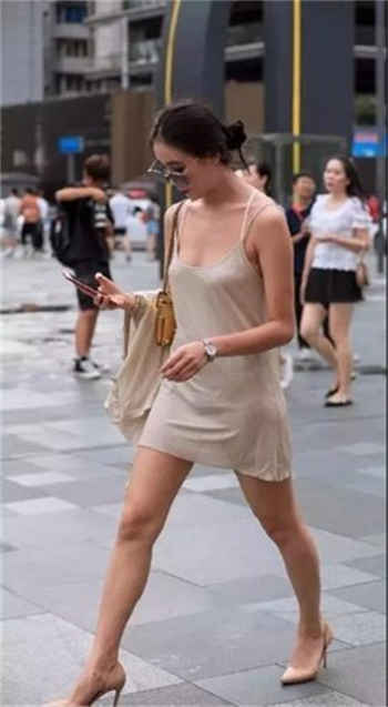 小雷和外婆完整版