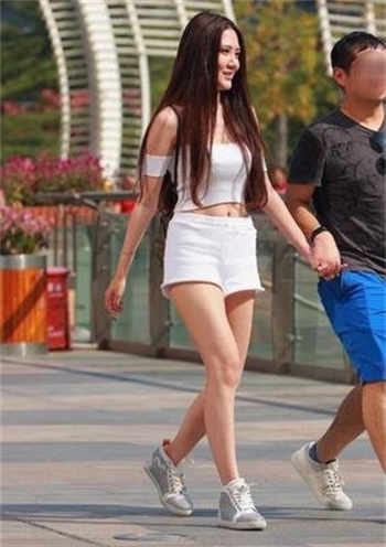女主叫苏糖男主叫肖策