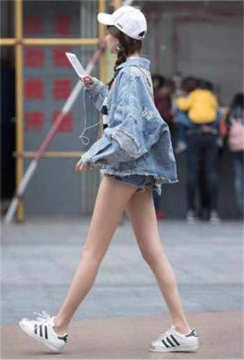 管家给夫人按摩的电视剧