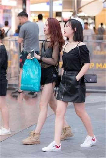 快手蔡老师开火车视频