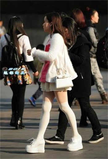 爱瑟瑟在线视频