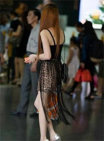 上海外滩金融女事件