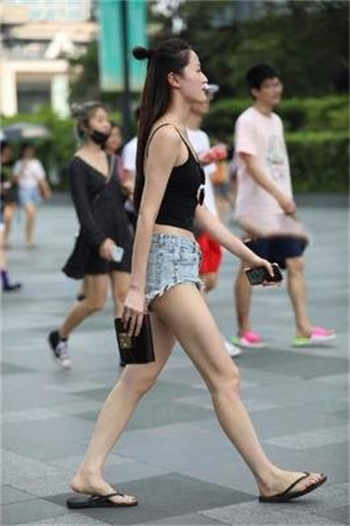 在乎一个人的心情说说