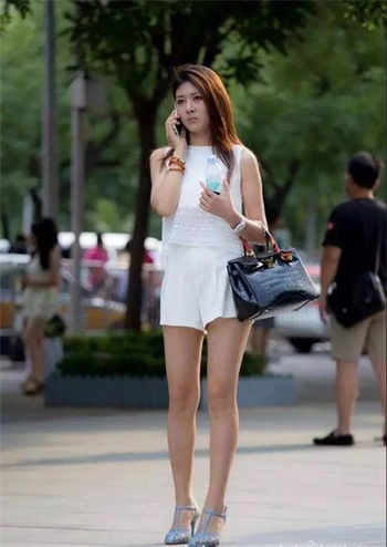 暑假作业张婉莹在线视频