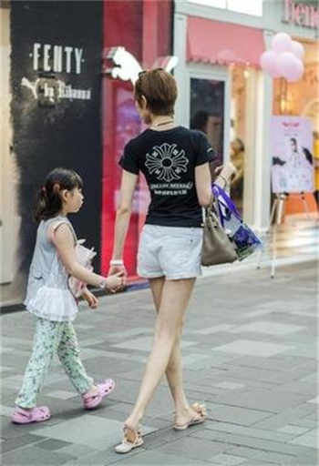 青春之放欲娇艳晓莲