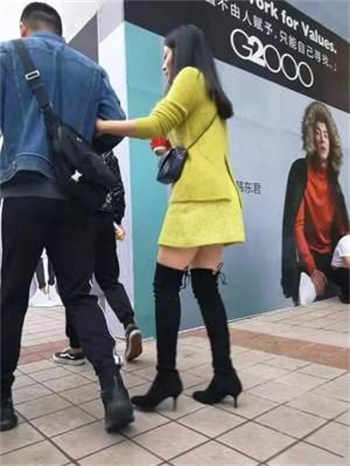 快手妲己开火车视频