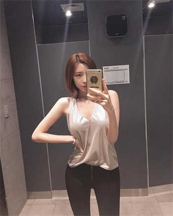 网红小清殿下